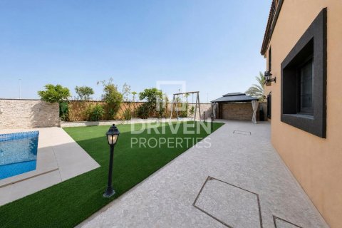 Villa sa The Villa, Dubai, UAE 5 silid-tulugan, 726.69 sq.m. № 757320 - larawan 25