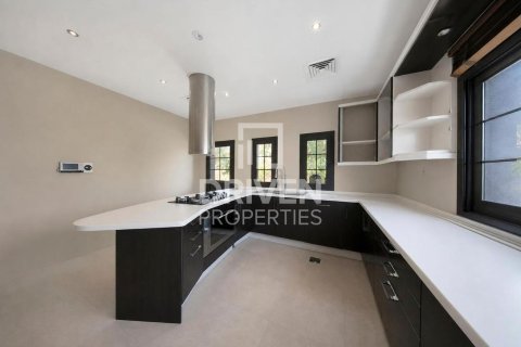 Villa sa The Villa, Dubai, UAE 5 silid-tulugan, 726.69 sq.m. № 757320 - larawan 8