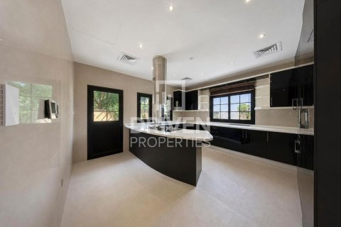 Villa sa The Villa, Dubai, UAE 5 silid-tulugan, 726.69 sq.m. № 757320 - larawan 7
