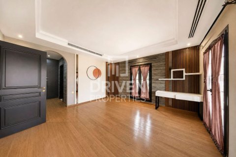 Villa sa The Villa, Dubai, UAE 5 silid-tulugan, 726.69 sq.m. № 757320 - larawan 11
