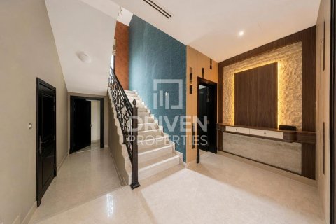 Villa sa The Villa, Dubai, UAE 5 silid-tulugan, 726.69 sq.m. № 757320 - larawan 4