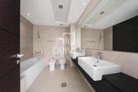Apartament në Umm Al Sheif, Dubai, Emiratet e Bashkuara Arabe 2 dhoma gjumi, 129.04 m2. № 757316 - Foto 19