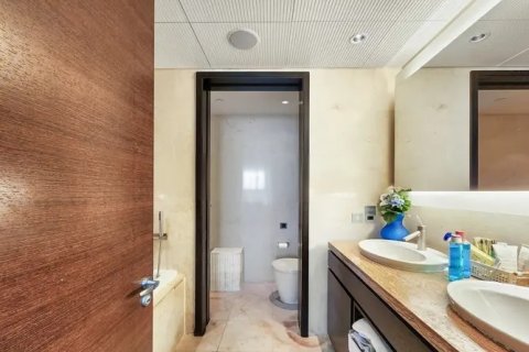 Downtown Dubai (Downtown Burj Dubai), UAE의 판매용 아파트 침실 2개, 191제곱미터 번호 751309 - 사진 11