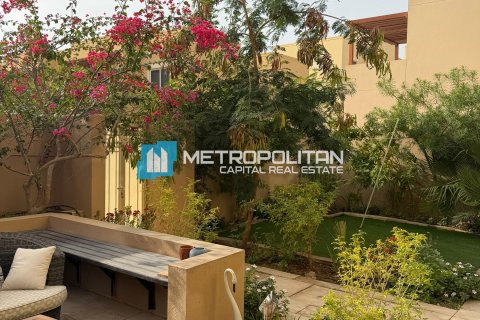 Rumah bandar di Al Raha Gardens, Abu Dhabi, UAE 4 bilik tidur, 240.1 meter persegi № 692842 - foto 21