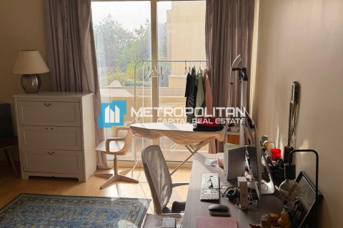 Rumah bandar di Al Raha Gardens, Abu Dhabi, UAE 4 bilik tidur, 240.1 meter persegi № 692842 - foto 15