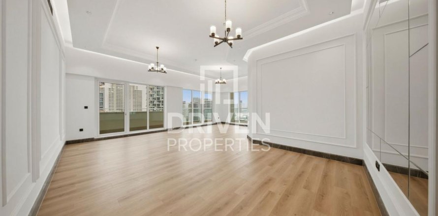 Apartamento en Jumeirah Village Circle, Dubai, EAU 3 dormitorios, 221.39 m² № 744750