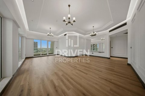 Apartamento en alquiler en Jumeirah Village Circle, Dubai, EAU 3 dormitorios, 221.39 m2 № 744750 - foto 2