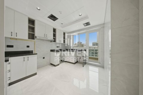 Apartamento en alquiler en Jumeirah Village Circle, Dubai, EAU 3 dormitorios, 221.39 m2 № 744750 - foto 11