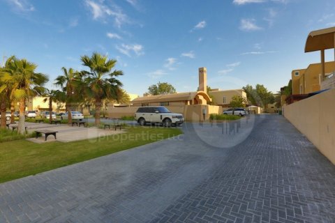 Vila v Al Raha Gardens, Abu Dhabi, SAE 5 spální, 464.5 m2 č. 410540 - Fotografia 16