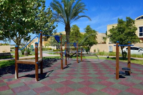 Vila v Al Raha Gardens, Abu Dhabi, SAE 4 ložnice, 288.8 m² Č.: 410539 - fotografie 18