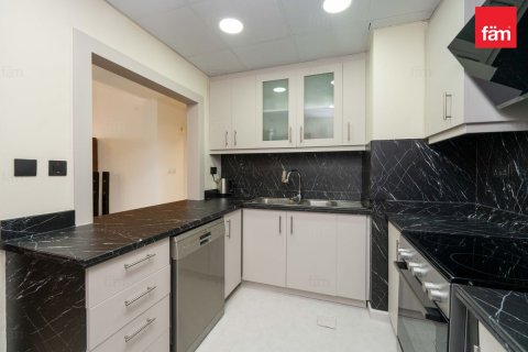 Appartement te huur in Dubai, VAE 2 slaapkamers, 130.6 vr.m., nr 697029 - foto 11