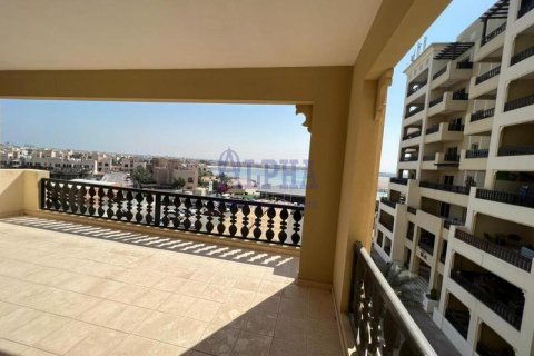 Apartment sa Al Hamra Village, Ras Al Khaimah, UAE 3 silid-tulugan, 223 sq.m. № 691801 - larawan 11
