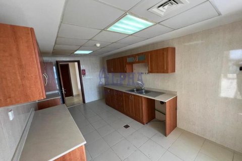Apartment sa Al Hamra Village, Ras Al Khaimah, UAE 3 silid-tulugan, 223 sq.m. № 691801 - larawan 8