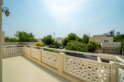 Villa til leje i Meadows, Dubai, UAE 4 soveværelser, 373 kvm № 738185 - foto 15