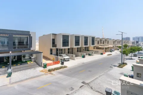 Villa sa Al Furjan, Dubai, UAE 3 silid-tulugan, 203 sq.m. № 738181 - larawan 18