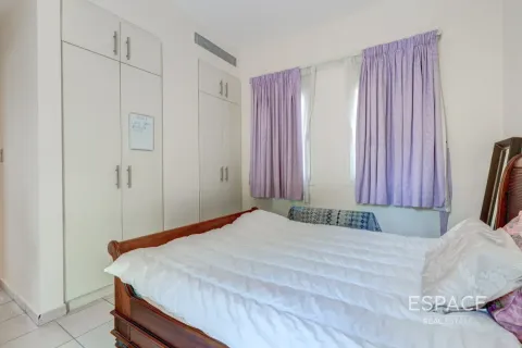 Vila di Meadows, Dubai, UEA 3 kamar tidur, 287 m2 nomor 738180 - foto 15