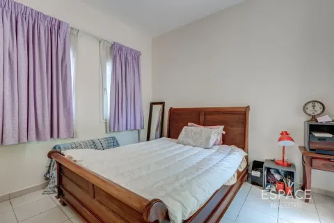 Vila di Meadows, Dubai, UEA 3 kamar tidur, 287 m2 nomor 738180 - foto 13