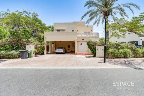 Vila di Meadows, Dubai, UEA 3 kamar tidur, 287 m2 nomor 738180 - foto 20