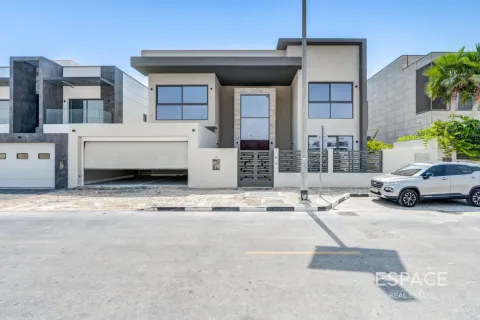 Villa asukohaga Al Furjan, Dubai, AÜE: 5 magamistoaga, 569 m² Nr 738179