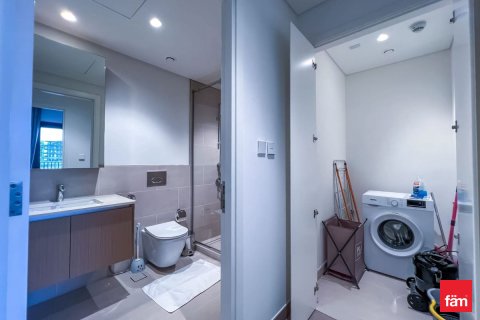 Apartmen di Dubai, UAE 1 bilik tidur, 78.1 meter persegi № 704021 - foto 13