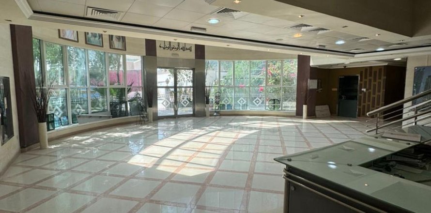 Ured u gradu Jebel Ali, Dubai, UAE 896.9 m2 Br. 719856