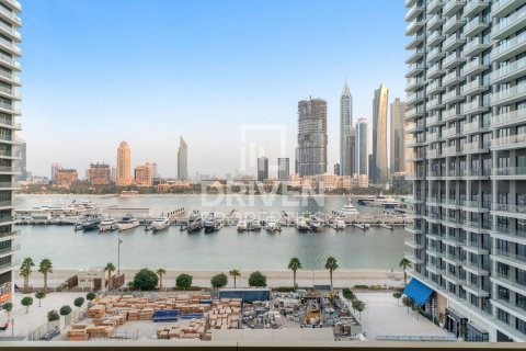 Apartmen di Dubai Harbour, Dubai, UAE 2 bilik tidur, 134.62 meter persegi № 768601 - foto 4