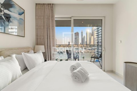 Apartmen di Dubai Harbour, Dubai, UAE 2 bilik tidur, 134.62 meter persegi № 768601 - foto 9