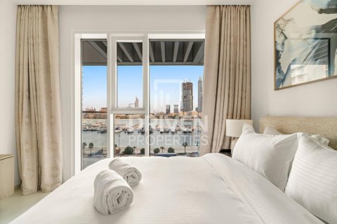 Apartmen di Dubai Harbour, Dubai, UAE 2 bilik tidur, 134.62 meter persegi № 768601 - foto 11