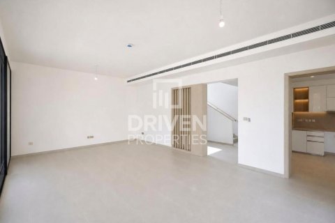 Villa para arrendamento em Jebel Ali, Dubai, EAU 4 quartos, 640.01 m2 № 765503 - foto 4