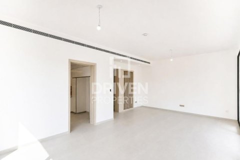 Villa para arrendamento em Jebel Ali, Dubai, EAU 5 quartos, 763.48 m2 № 765502 - foto 4