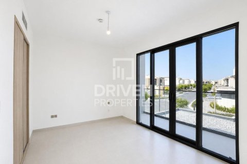 Villa para arrendamento em Jebel Ali, Dubai, EAU 5 quartos, 763.48 m2 № 765502 - foto 13