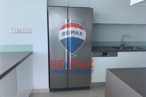 Apartament do wynajęcia w Al Raha Beach, Abu Dhabi, ZEA 3 sypialnie, 226.9 mkw., nr 458931 - zdjęcie 8