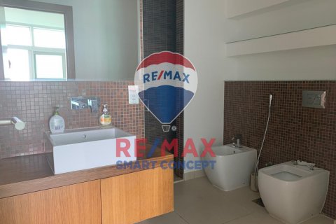 Apartament do wynajęcia w Al Raha Beach, Abu Dhabi, ZEA 3 sypialnie, 226.9 mkw., nr 458931 - zdjęcie 16