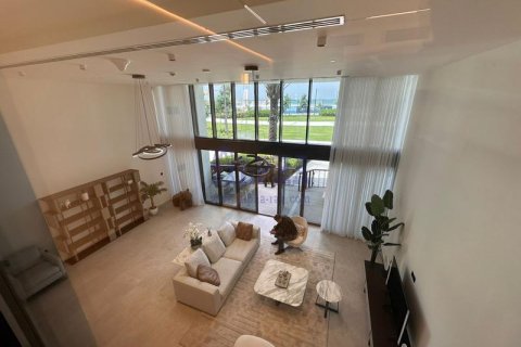 Apartamento para venda em Al Marjan Island, Ras Al Khaimah, EAU 3 quartos, 362.8 m2 № 706321 - foto 2