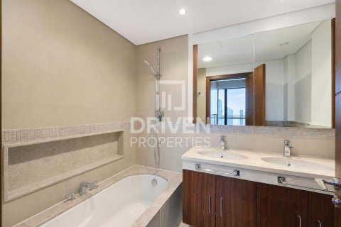 Müüa korter asukohaga Downtown Dubai (Downtown Burj Dubai), Dubai, AÜE: 3 magamistoaga, 169.18 m² Nr 765195 - pilt 16