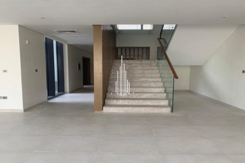 Вилла Остров Яс, Абу-Даби, БАӘ-да 5 жатын бөлмелер, 547.9 м² № 533126 - фото 13