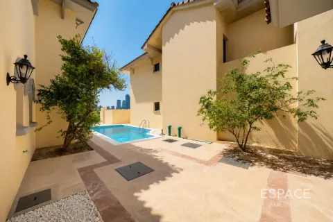 Villa sa Palm Jumeirah, Dubai, UAE 4 silid-tulugan, 465 sq.m. № 738254 - larawan 13