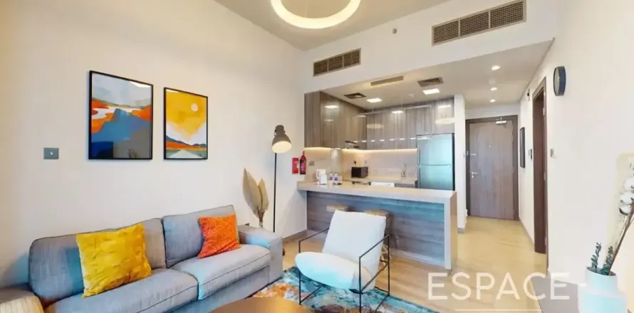 Apartmen di Jumeirah Lake Towers, Dubai, UAE 1 bilik tidur, 73 meter persegi № 738256