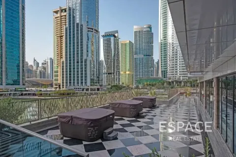 Apartmen di Jumeirah Lake Towers, Dubai, UAE 1 bilik tidur, 73 meter persegi № 738256 - foto 11