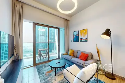 Apartmen di Jumeirah Lake Towers, Dubai, UAE 1 bilik tidur, 73 meter persegi № 738256 - foto 3