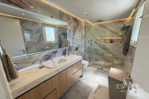 Villa te huur in The Springs, Dubai, VAE 3 slaapkamers, 228 vr.m., nr 738253 - foto 15