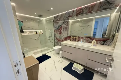 Villa te huur in The Springs, Dubai, VAE 3 slaapkamers, 228 vr.m., nr 738253 - foto 12