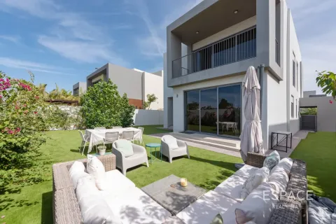 Vila di Dubai Hills Estate, UEA 3 kamar tidur, 288 m2 nomor 738252 - foto 2
