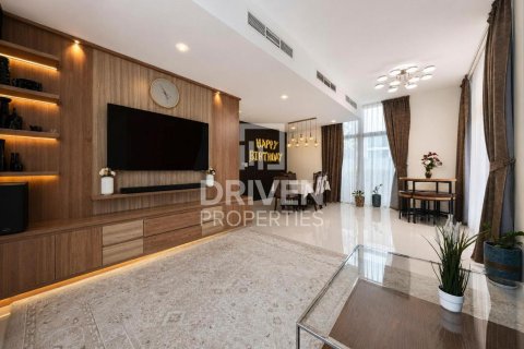 Vilă de vânzare în Dubai, EAU 6 dormitoare, 608.51 mp. №767684 - poză 2
