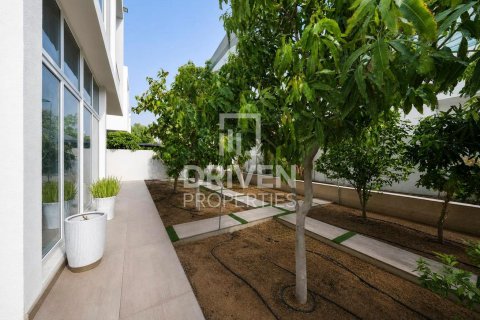 Vilă de vânzare în Dubai, EAU 6 dormitoare, 608.51 mp. №767684 - poză 26