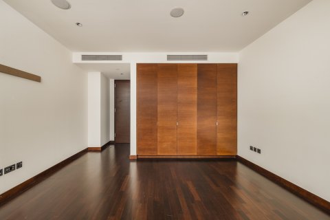 Apartmen di Downtown Dubai (Downtown Burj Dubai), UAE 3 bilik tidur, 216.74 meter persegi № 750923 - foto 5