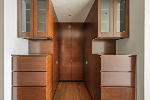 Apartmen di Downtown Dubai (Downtown Burj Dubai), UAE 3 bilik tidur, 216.74 meter persegi № 750923 - foto 10