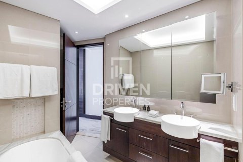 Apartmen di Downtown Dubai (Downtown Burj Dubai), Dubai, UAE 2 bilik tidur, 143.35 meter persegi № 745361 - foto 12