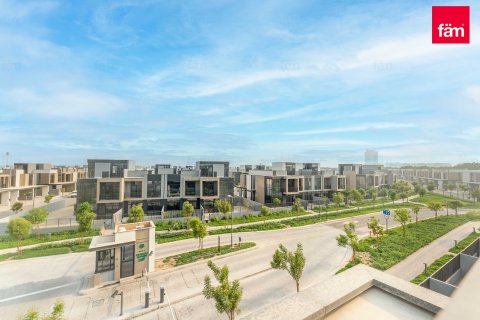 Villa til leie i Dubai, Emiratene 4 soverom, 385.3 kvm Nr. 760735 - Foto 7