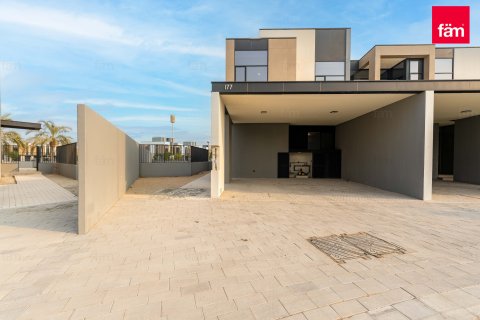 Villa til leie i Dubai, Emiratene 4 soverom, 385.3 kvm Nr. 760735 - Foto 14